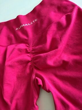 Alphalete Amplify Seamless Scrunch Shorts Size Small